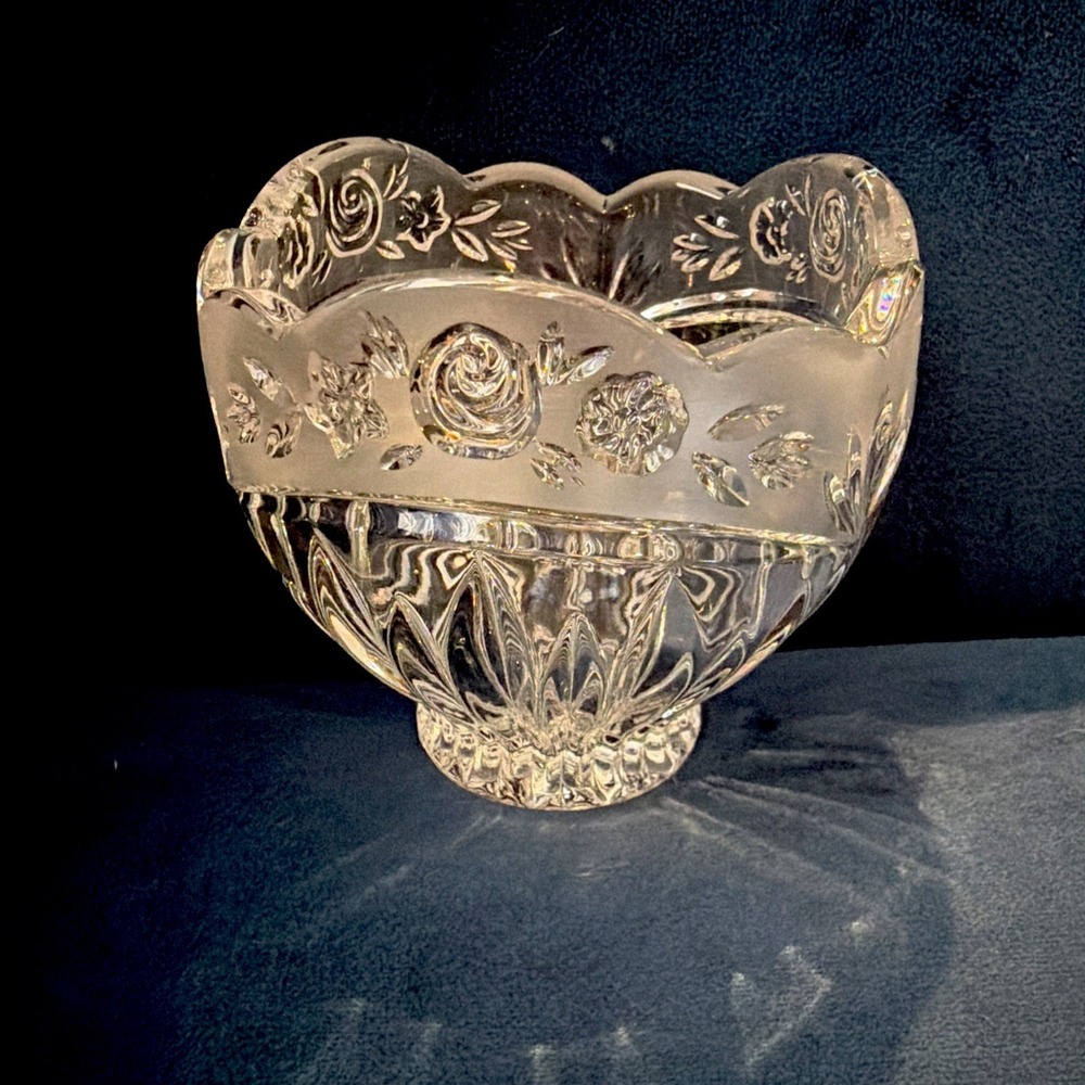 Vtg‎ Oneida Heavy Crystal Southern Garden Rose Candy Dish Bowl 4" Made In NY USA